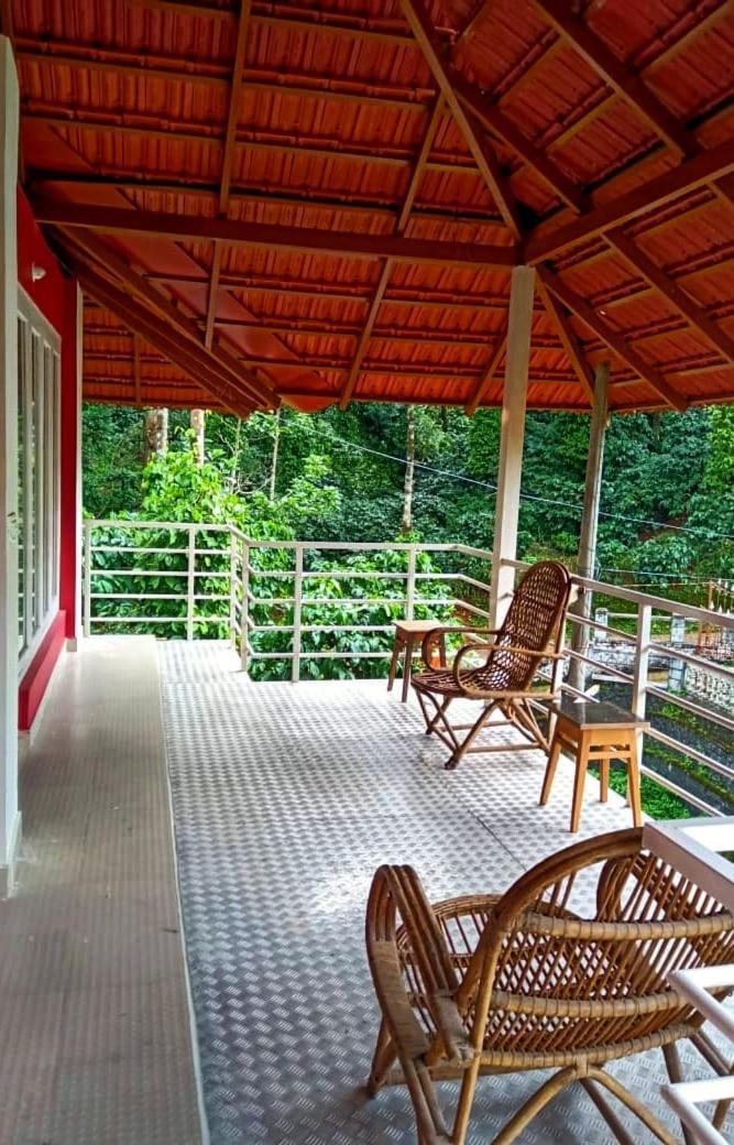 Coorg Divine Spark Home Stay Suntikoppa Exterior photo