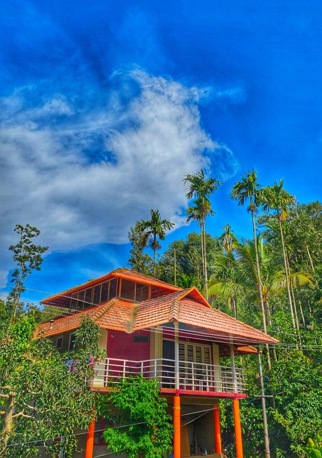 Coorg Divine Spark Home Stay Suntikoppa Exterior photo