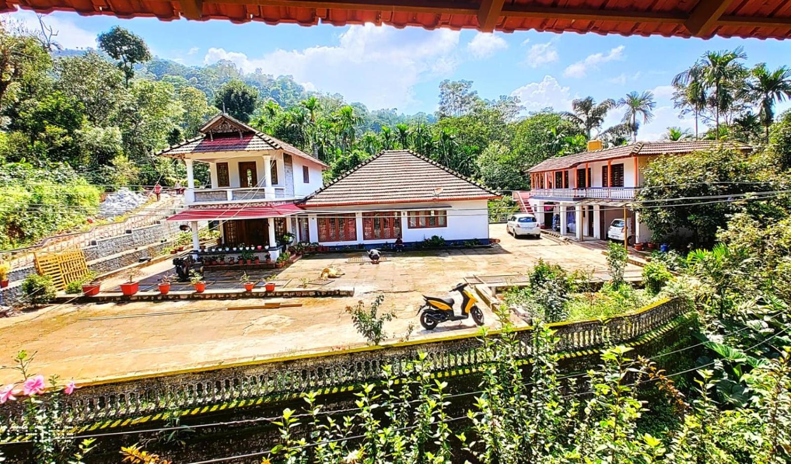 Coorg Divine Spark Home Stay Suntikoppa Exterior photo